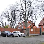 Morehampton Townhouse Pansiyon *