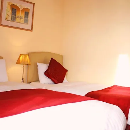 Morehampton Townhouse Homestay