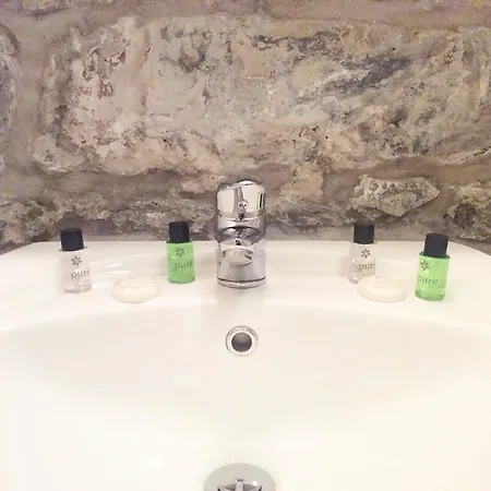 墨翰普顿联排别墅酒店