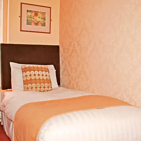 Morehampton Townhouse *