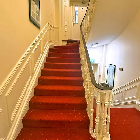 Homestay Morehampton Townhouse *