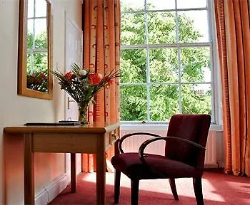 Morehampton Townhouse