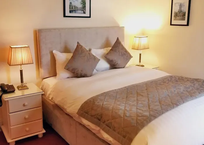 Morehampton Townhouse *