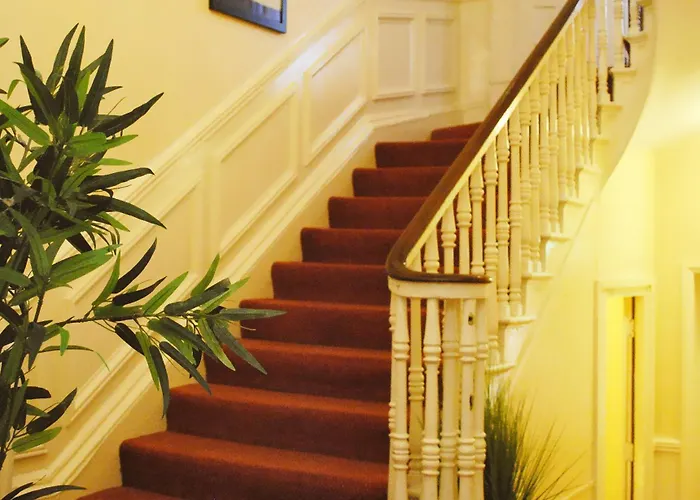 ホームステイ モアハンプトン タウンハウス