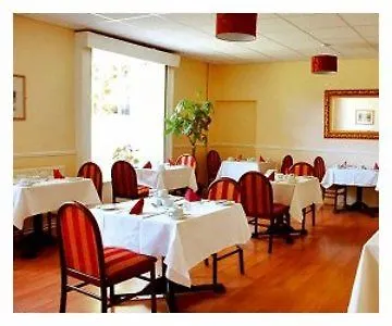 モアハンプトン タウンハウス *