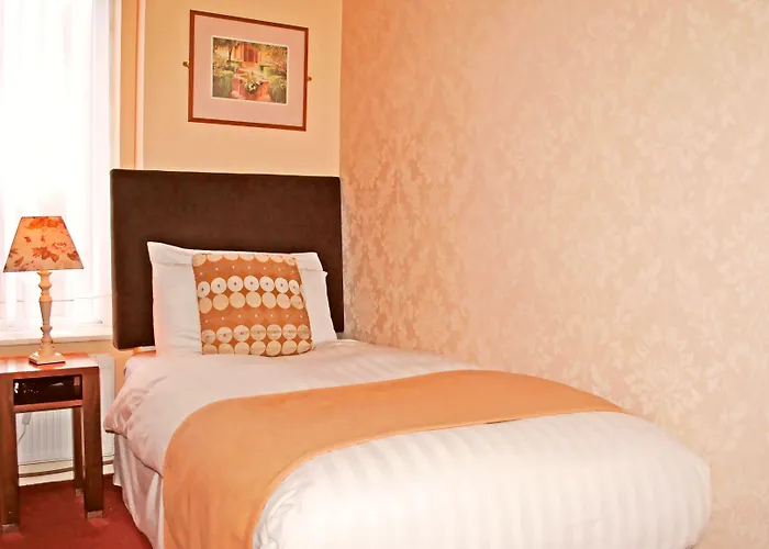 墨翰普顿联排别墅酒店 *